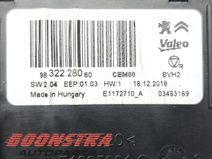 Computer Kachel van een Peugeot Expert (V1/VA/VB/VE/VF/VT/VY) 2.0 Blue HDi 150 16V 2019