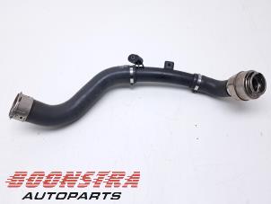 Gebruikte Intercooler Buis Renault Captur II (RJB) 1.3 TCE 130 16V Prijs € 67,95 Margeregeling aangeboden door Boonstra Autoparts