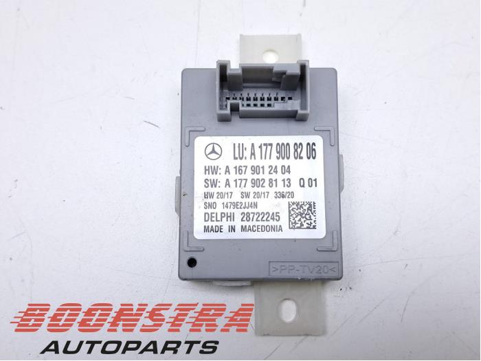 Gebruikte Computer Verlichting Mercedes CLA (118.3) 1.3 CLA-250 e Turbo 16V Prijs € 24,95 Margeregeling aangeboden door Boonstra Autoparts