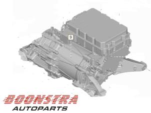 Gebruikte Elektromotor elektrische auto Porsche Taycan Cross Turismo (Y1B) 4S Performance Battery Plus Prijs op aanvraag aangeboden door Boonstra Autoparts