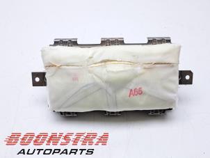 Gebruikte Airbag rechts (Dashboard) Toyota C-HR (X1,X5) 1.8 16V Hybrid Prijs € 209,95 Margeregeling aangeboden door Boonstra Autoparts