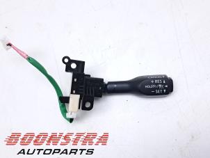 Gebruikte Cruise Control Bediening Toyota C-HR (X1,X5) 1.8 16V Hybrid Prijs € 24,95 Margeregeling aangeboden door Boonstra Autoparts