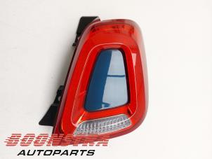 Gebruikte Achterlicht rechts Fiat 500C (312) 1.2 69 Prijs € 99,95 Margeregeling aangeboden door Boonstra Autoparts