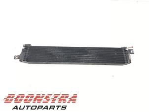 Gebruikte Oliekoeler Jeep Grand Cherokee (WH/WK) 5.7 V8 Hemi Prijs € 54,95 Margeregeling aangeboden door Boonstra Autoparts