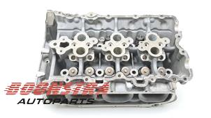 Gebruikte Cilinderkop Porsche Cayenne III (9YA) 3.0 V6 Turbo 24V E-Hybrid Prijs € 489,95 Margeregeling aangeboden door Boonstra Autoparts