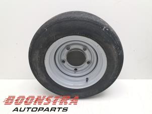 Gebruikte Velg + Band Diversen Aanhangwagen Prijs € 24,95 Margeregeling aangeboden door Boonstra Autoparts