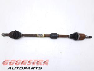 Gebruikte Homokineetas rechts-voor Ford Transit Courier 1.0 Ti-VCT EcoBoost 12V Prijs € 69,95 Inclusief btw aangeboden door Boonstra Autoparts