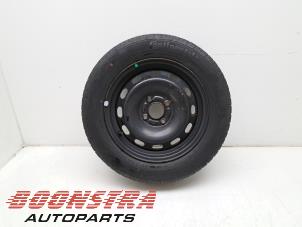 Gebruikte Reserveband Ford Transit Courier 1.0 Ti-VCT EcoBoost 12V Prijs € 64,95 Margeregeling aangeboden door Boonstra Autoparts