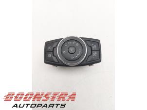 Gebruikte Schakelaar Licht Ford Transit Courier 1.0 Ti-VCT EcoBoost 12V Prijs € 30,19 Inclusief btw aangeboden door Boonstra Autoparts