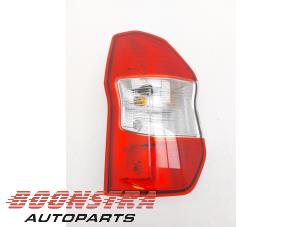 Gebruikte Achterlicht links Ford Transit Courier 1.0 Ti-VCT EcoBoost 12V Prijs € 60,44 Inclusief btw aangeboden door Boonstra Autoparts