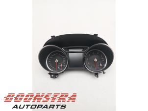 Gebruikte Kilometerteller KM Mercedes CLA (117.3) 1.6 CLA-180 16V Prijs € 295,00 Margeregeling aangeboden door Boonstra Autoparts