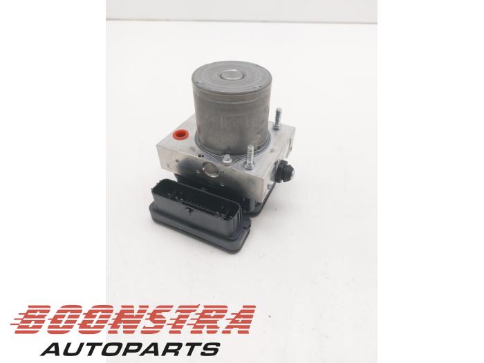 Gebruikte ABS Pomp Mercedes A (177.0) 1.3 A-250 e Turbo 16V Prijs € 289,95 Margeregeling aangeboden door Boonstra Autoparts