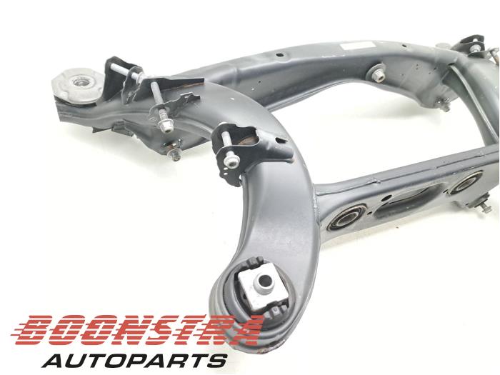 Subframe van een Mercedes-Benz C Estate (S205) C-180 1.6 16V BlueEfficiency 2019