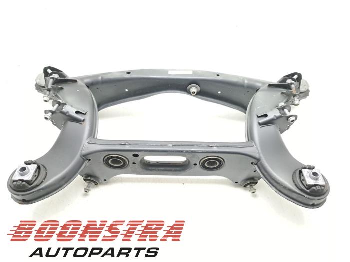 Subframe van een Mercedes-Benz C Estate (S205) C-180 1.6 16V BlueEfficiency 2019