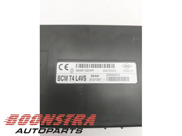 Computer Body Control van een Opel Vivaro Combi 1.6 CDTI 95 2015