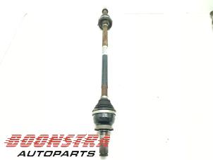 Gebruikte Aandrijfas rechts-achter Jaguar F-Pace 2.0 D 180 16V AWD Prijs € 124,95 Margeregeling aangeboden door Boonstra Autoparts