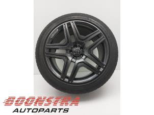 Gebruikte Velg + Band Mercedes GL AMG (X166) 5.5 GL 63 AMG V8 32V 4-Matic Prijs € 699,95 Margeregeling aangeboden door Boonstra Autoparts