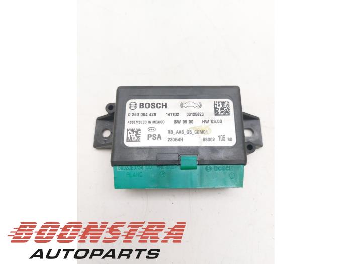 Gebruikte PDC Module Peugeot 308 SW (L4/L9/LC/LJ/LR) 1.6 BlueHDi 120 Prijs € 24,95 Margeregeling aangeboden door Boonstra Autoparts