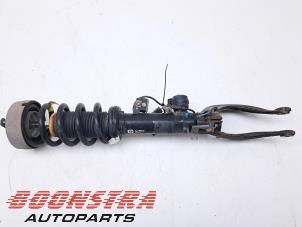 Gebruikte Schokdemperpoot rechts-voor BMW X5 (F15) Prijs € 399,24 Inclusief btw aangeboden door Boonstra Autoparts