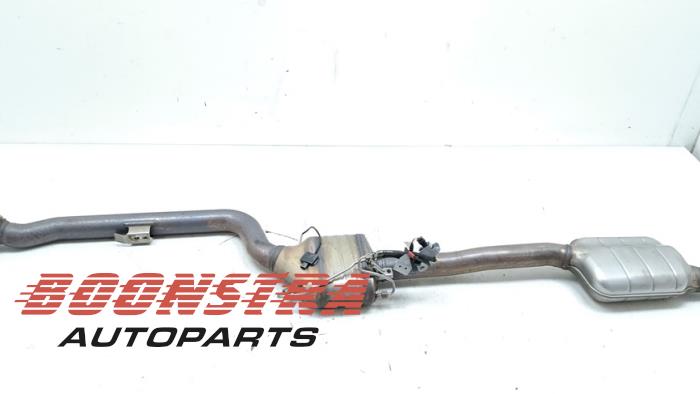 Gebruikte Uitlaat Middendemper Mercedes E (W213) E-200 EQ Boost 2.0 Turbo 16V Prijs € 649,95 Margeregeling aangeboden door Boonstra Autoparts