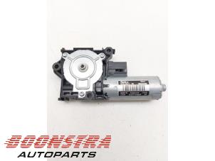 Gebruikte Schuifdak Motor Audi A5 Sportback (F5A/F5F) 1.4 TFSI 16V Prijs € 27,95 Margeregeling aangeboden door Boonstra Autoparts