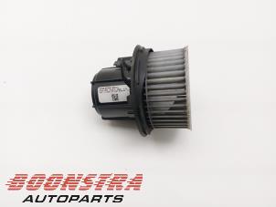 Gebruikte Blower Mercedes CLS (C218) 350 CDI BlueEfficiency 3.0 V6 24V Prijs € 39,95 Margeregeling aangeboden door Boonstra Autoparts