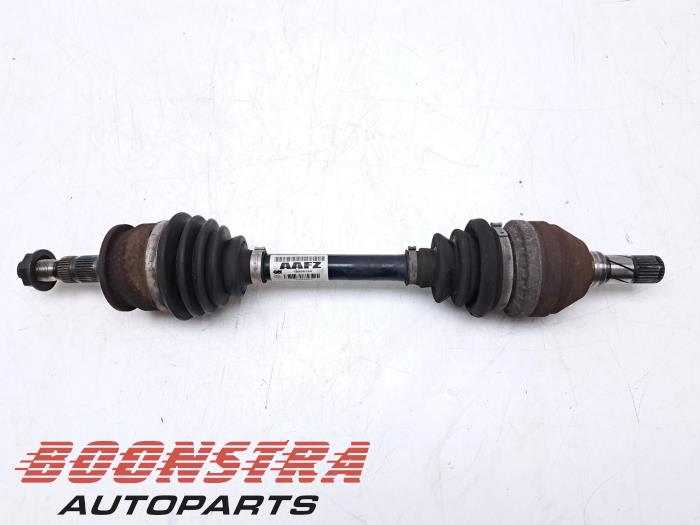 Gebruikte Aandrijfas links-voor Opel Astra J (PD5/PE5) 1.4 Turbo 16V Prijs € 34,94 Inclusief btw aangeboden door Boonstra Autoparts
