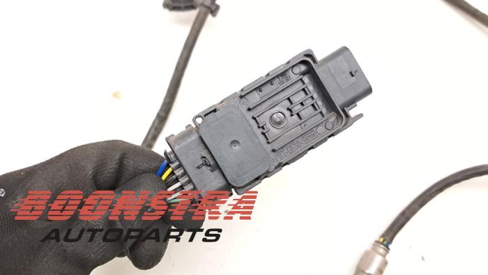 Nox sensor van een Ford Transit 2.0 TDCi 16V Eco Blue 130 2023