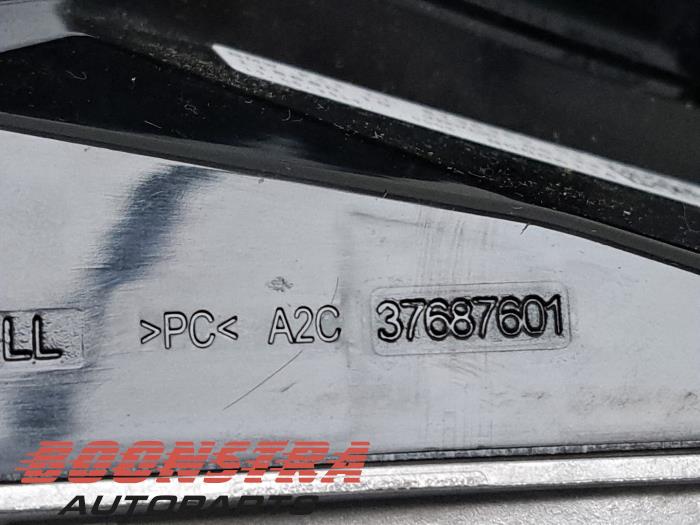 Head-up display van een BMW M4 (F83) 3.0 24V Turbo Competition Package 2020