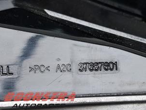 Head-up display van een BMW M4 (F83) 3.0 24V Turbo Competition Package 2020