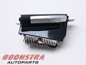 Head-up display van een BMW M4 (F83) 3.0 24V Turbo Competition Package 2020