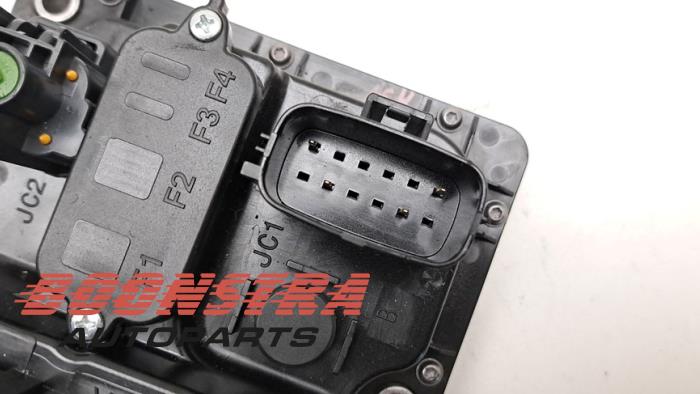 Start/Stop computer van een Land Rover Range Rover IV (LG) 4.4 SDV8 32V 2018