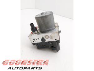 Gebruikte ABS Pomp Porsche Boxster (986) 3.2 S 24V 50 Jahre 550 Spyder Prijs € 249,95 Margeregeling aangeboden door Boonstra Autoparts