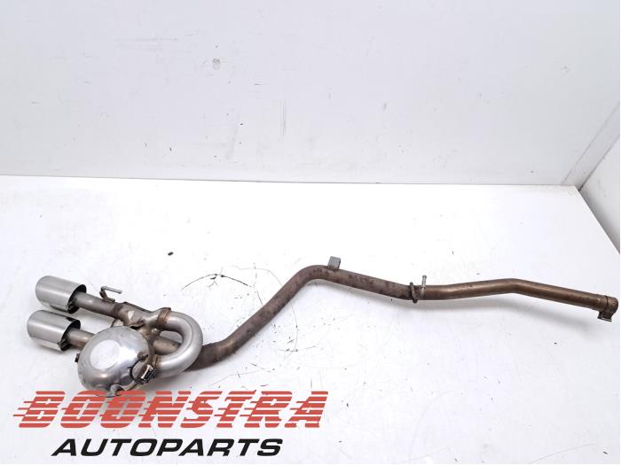 Uitlaat Einddemper van een Maserati Quattroporte VI 3.0 Diesel 2015