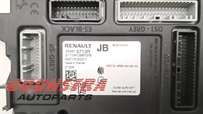 Computer Body Control van een Renault Talisman Estate (RFDK) 1.3 TCE 140 16V 2022