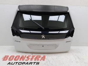Gebruikte Achterklep Peugeot 3008 II (M4/MC/MJ/MR) 1.2 12V e-THP PureTech 130 Prijs € 399,95 Margeregeling aangeboden door Boonstra Autoparts