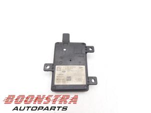 Gebruikte Dode hoek sensor Landrover Range Rover Velar (LY) 2.0 16V P300 AWD Prijs € 99,95 Margeregeling aangeboden door Boonstra Autoparts