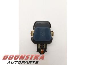 Gebruikte Regensensor Mercedes GLE (W166) 350d 3.0 V6 24V BlueTEC 4-Matic Prijs € 29,95 Margeregeling aangeboden door Boonstra Autoparts