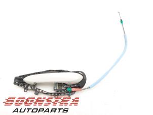 Gebruikte Deurgreep 4Deurs links-achter BMW 1 serie (F40) 118i 1.5 TwinPower 12V Prijs € 29,95 Margeregeling aangeboden door Boonstra Autoparts