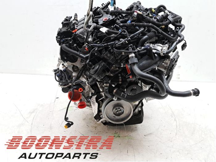 Motor van een BMW 5 serie (G60) 530e 2.0 TwinPower Turbo 16V 2025