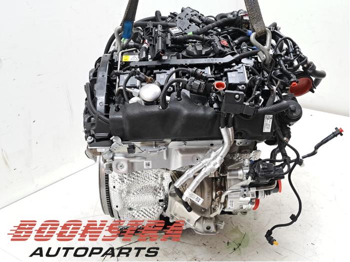 Motor van een BMW 5 serie (G60) 530e 2.0 TwinPower Turbo 16V 2025