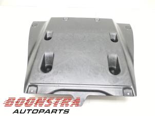 Gebruikte Diffuser achterbumper BMW i5 (G60) eDrive40 84 kWh Prijs € 60,44 Inclusief btw aangeboden door Boonstra Autoparts