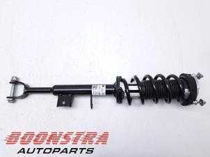 Gebruikte Mac Phersonpoot links-voor BMW 5 serie (G60) 530e 2.0 TwinPower Turbo 16V Prijs € 302,44 Inclusief btw aangeboden door Boonstra Autoparts