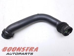 Gebruikte Intercooler Buis BMW 5 serie (G60) 530e 2.0 TwinPower Turbo 16V Prijs € 90,69 Inclusief btw aangeboden door Boonstra Autoparts