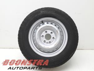 Gebruikte Velg + Band Iveco New Daily Prijs € 175,39 Inclusief btw aangeboden door Boonstra Autoparts