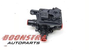 Gebruikte Waterpomp BMW i5 (G60) eDrive40 84 kWh Prijs € 60,44 Inclusief btw aangeboden door Boonstra Autoparts