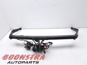 Gebruikte Trekhaak Ford Focus 3 Wagon 1.0 Ti-VCT EcoBoost 12V 100 Prijs € 199,95 Margeregeling aangeboden door Boonstra Autoparts