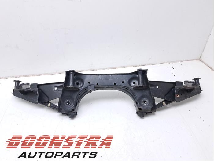 Subframe van een BMW 2 serie Gran Tourer (F46) 216d 1.5 TwinPower Turbo 12V 2015