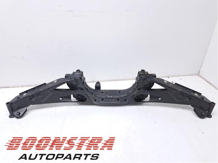Subframe van een BMW 2 serie Gran Tourer (F46) 216d 1.5 TwinPower Turbo 12V 2015