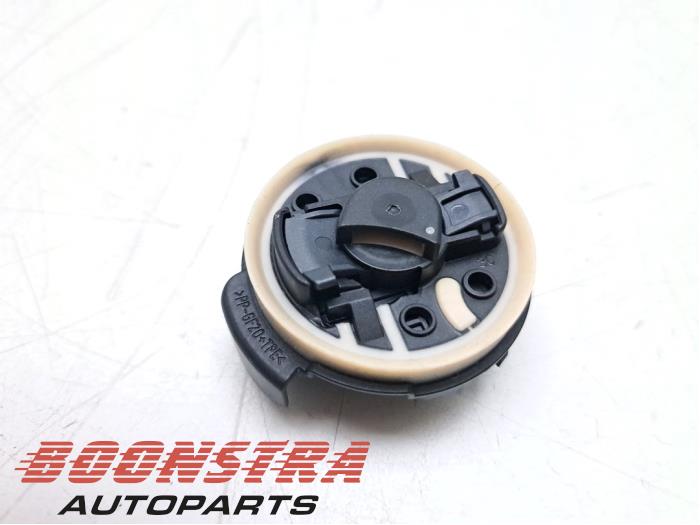 Gebruikte Airbag Sensor BMW i5 Touring (G61) eDrive40 84 kWh Prijs € 39,95 Inclusief btw aangeboden door Boonstra Autoparts